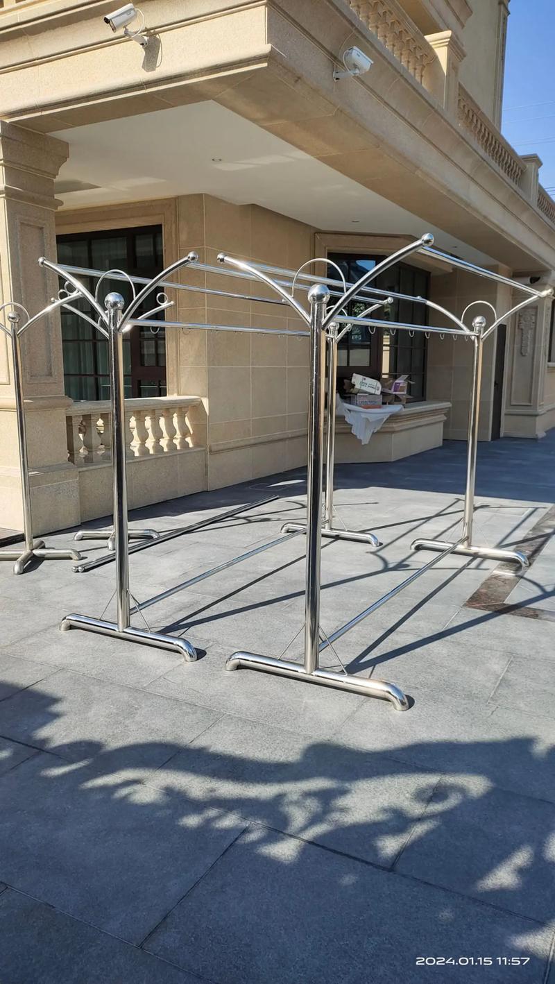 不锈钢精品晾衣架 豪宅中的实用美学归依